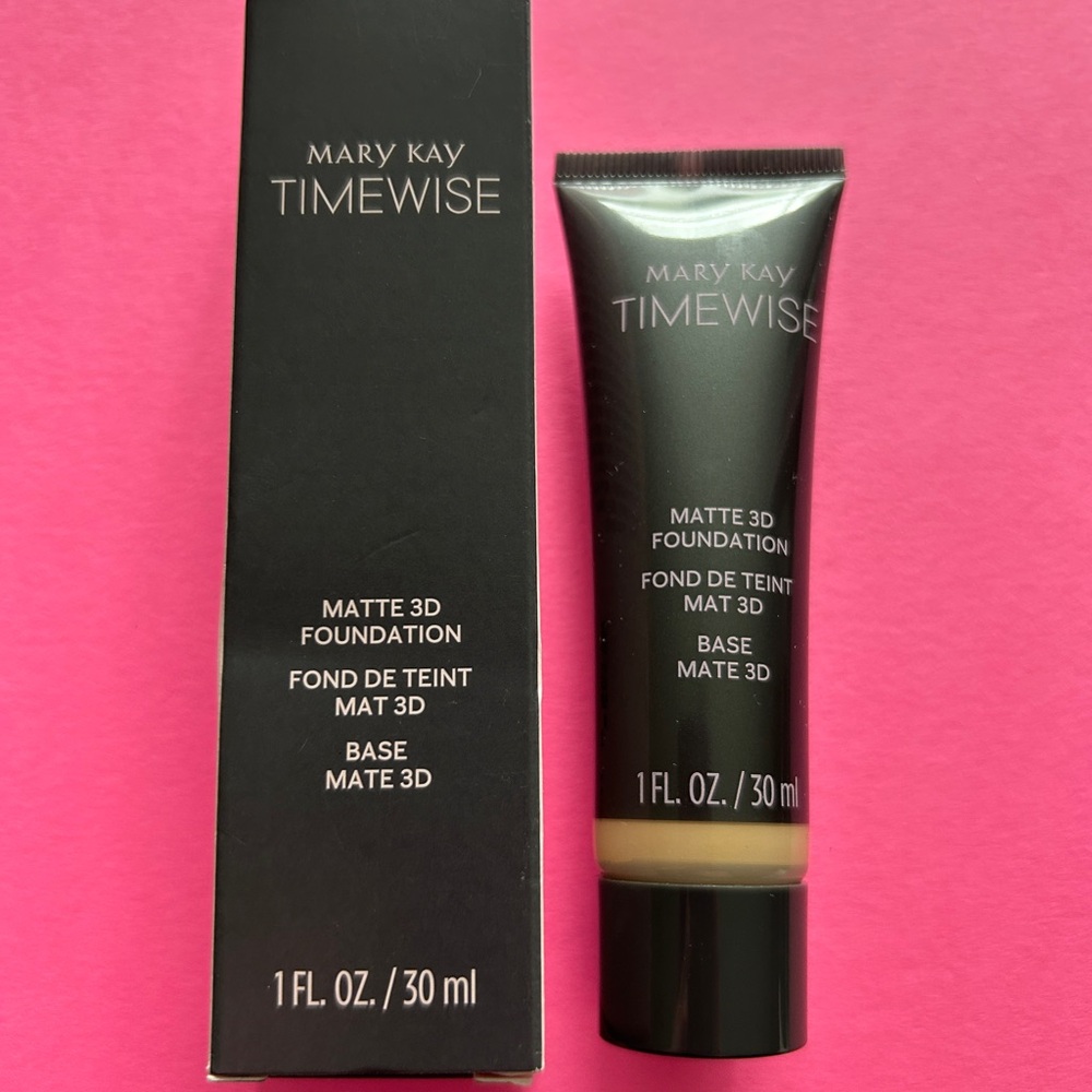 New Mary Kay TimeWise Matte 3D Foundation - Beige W 100